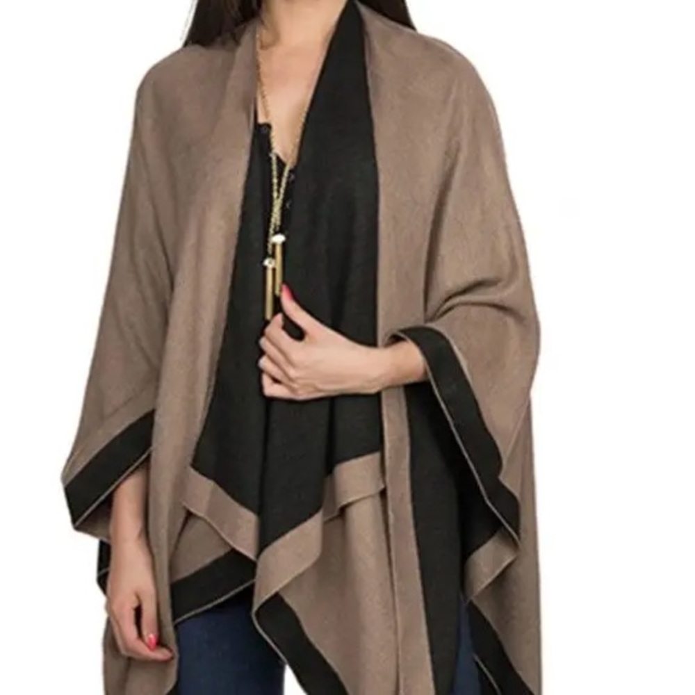 Rachel Reversible Ruana Wrap (Tan/Black)